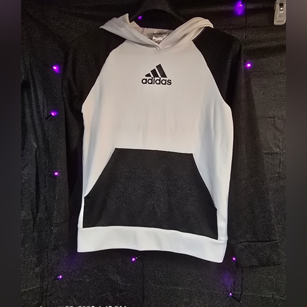 guc adidas hooded sweater sz M